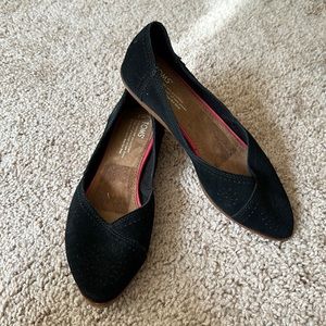Toms Suede Flats